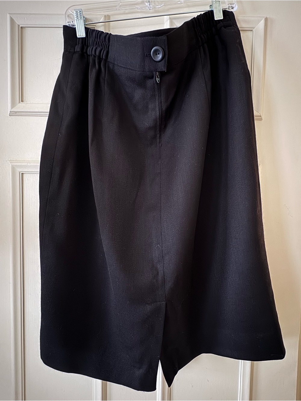 Gianni Black Midi Skirt- Size 16 - Picture 3 of 3